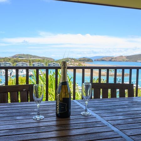 Casuarina Cove Apartments Гамільтон Екстер'єр фото